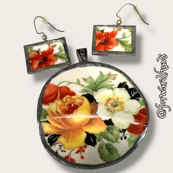 Handcrafted Pendant & Matching Earrings – Cottagecore - Picture 7 of 8